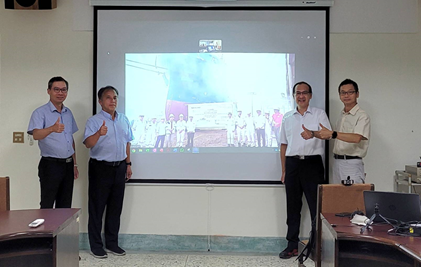 Photo 2. Group photo of the launch ceremony of the 1,500-tonne research ship of the Fisheries Research Institute